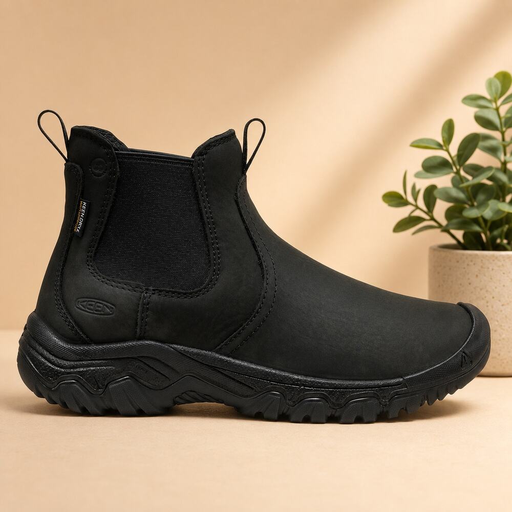 NWT KEEN Women Greta 2 Chelsea Pull On Durable Comfortable Insulated, Black, 8US